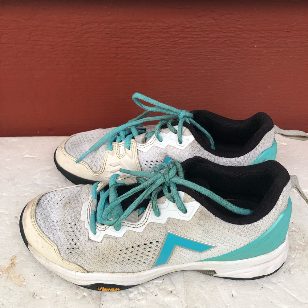 Tyrol Velocity V Womens White Black Running Pickleball Shoes Sneakers Sz 6EE